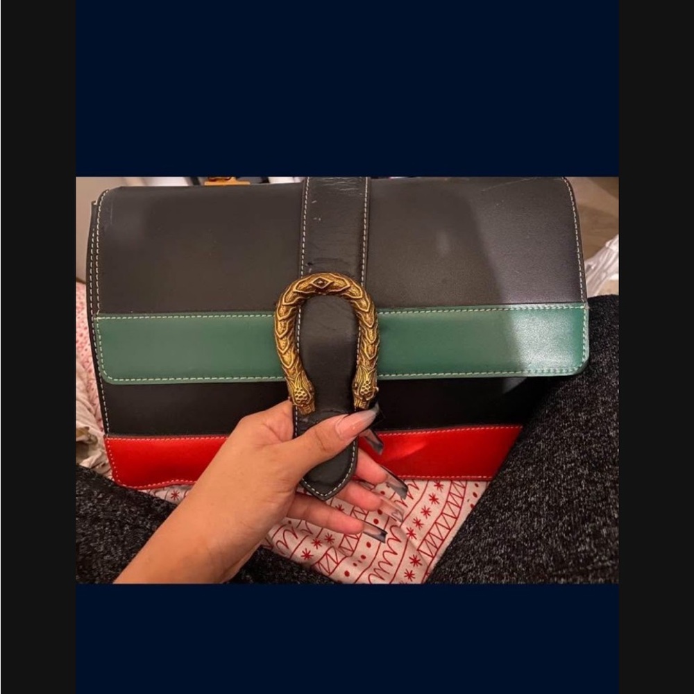 Elegant Black and Red Handbag